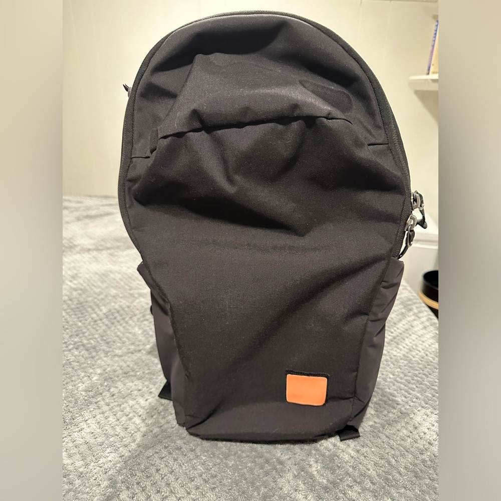 Evergoods civic half zip 22L backpack